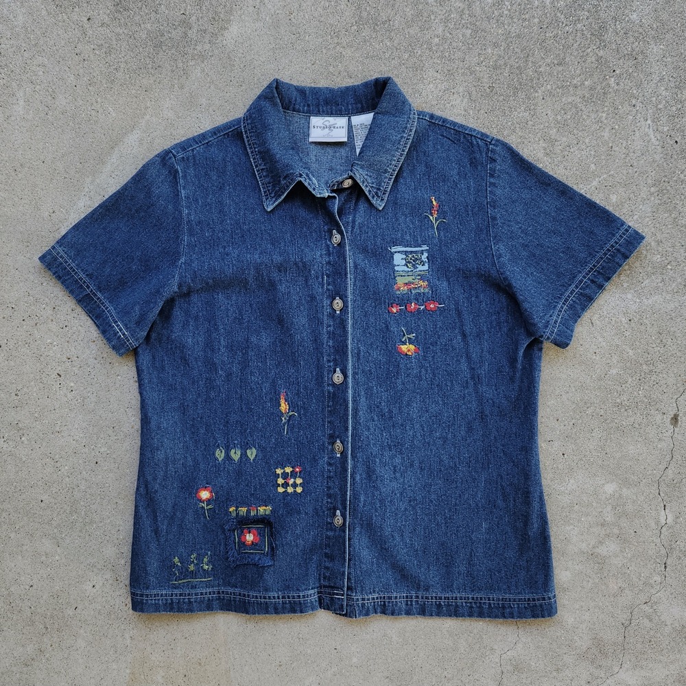90s Cottagecore Denim Shirt Size XL Embroidered Short Sleeve‎ Grandma Garden